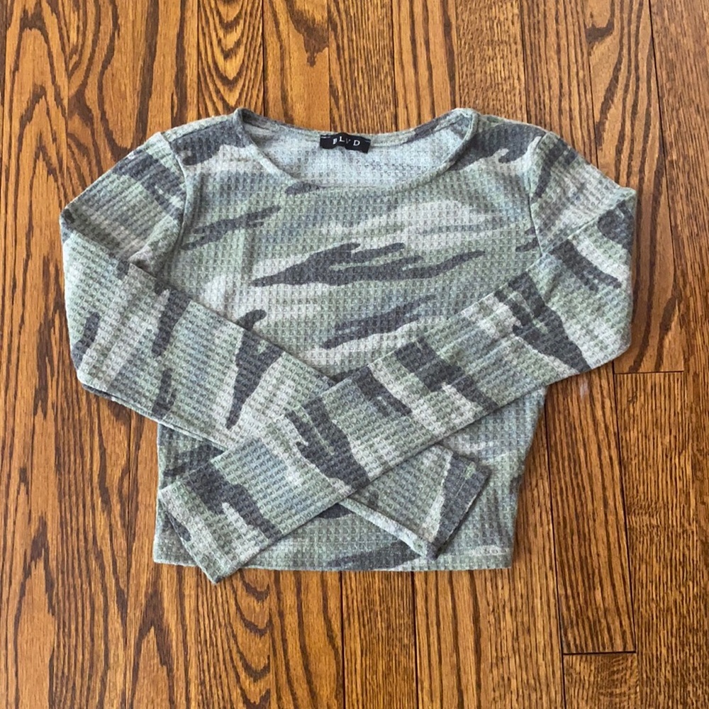 Long sleeve shirt